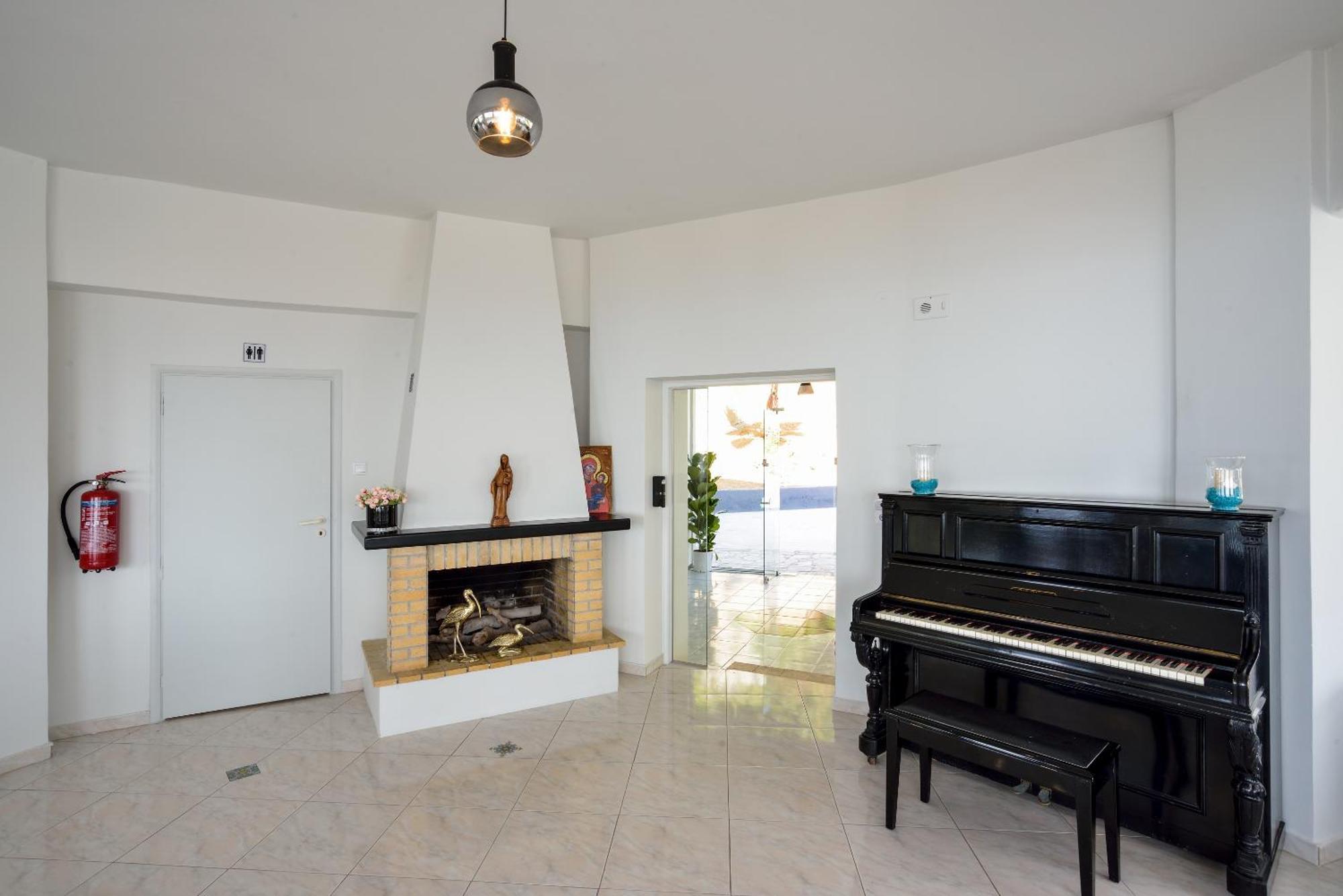 Loucerna Suites Chania La Canea Esterno foto
